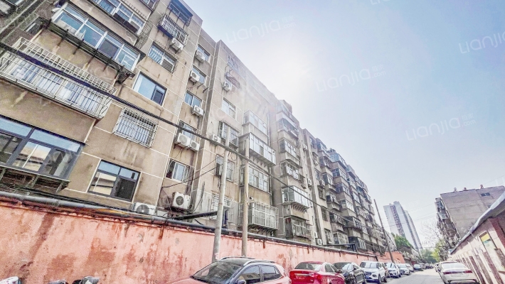 泰安市公路局一处三友宿舍外景图