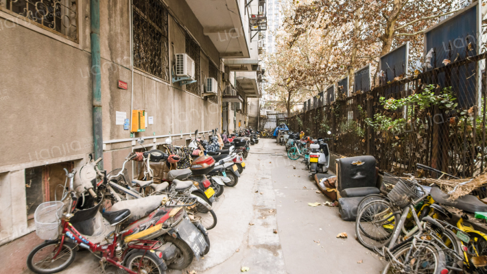 红旗路99号院外景图