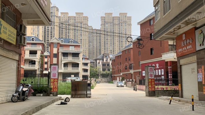 南宅小区外景图