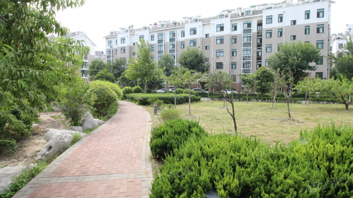 美丽华小区外景图