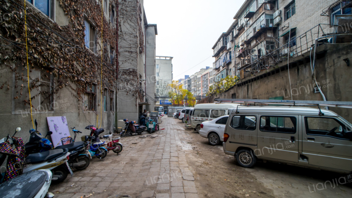 卫生路19号外景图