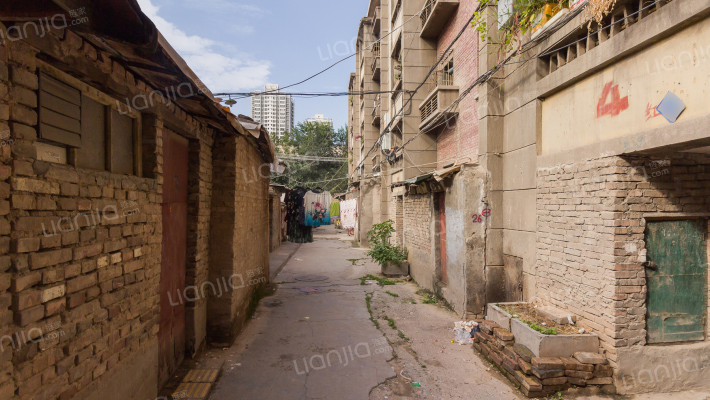兰州晟佳公司家属院外景图