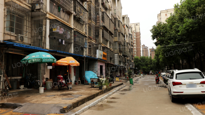 红岭花园二期外景图