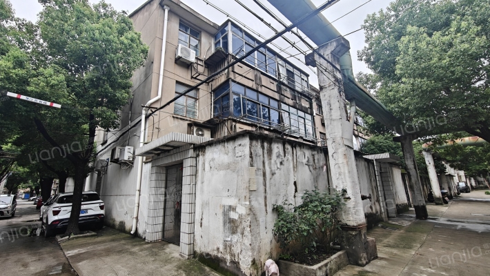 新民新村外景图