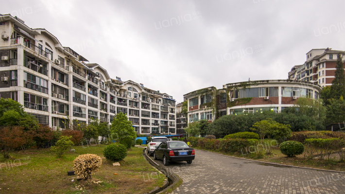 东方花城外景图