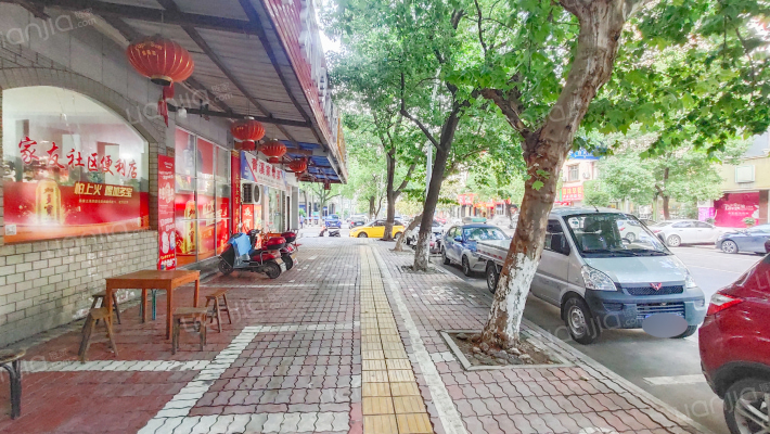 中意大厦外景图