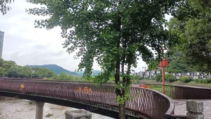 青龙公寓外景图