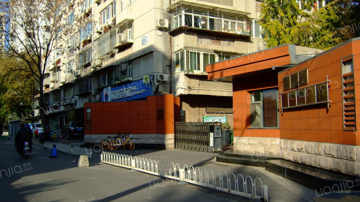 学院南路72号院外景图