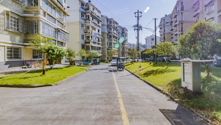 绿苑小区外景图