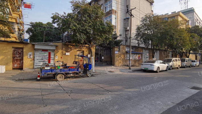 和平路纺织四村外景图