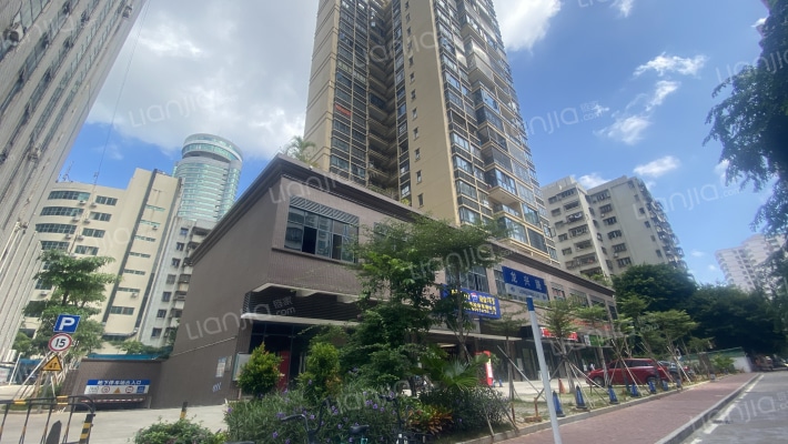 龙坤公寓外景图