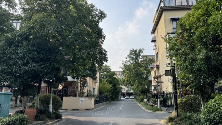 景瑞翡翠湾外景图