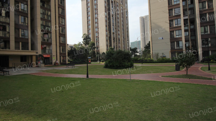 桥达蓝湾半岛外景图