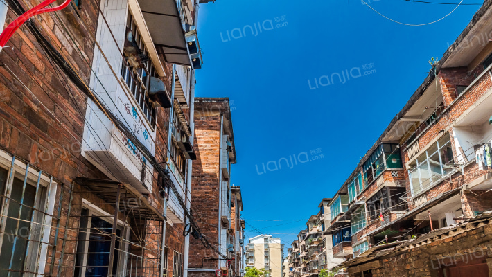 水塔路南一里外景图