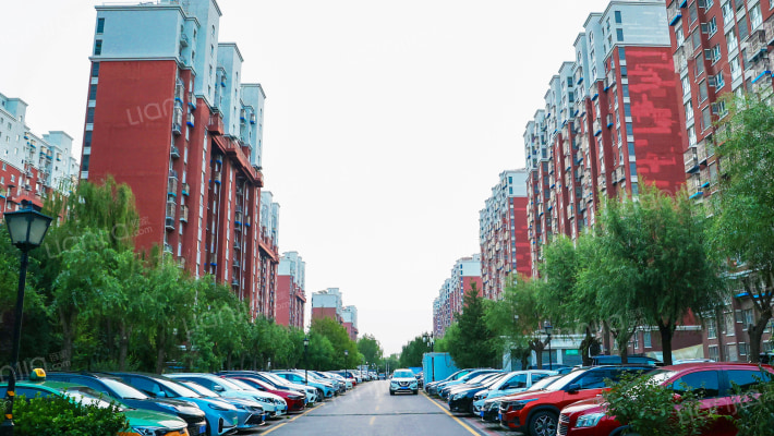 中晟馨苑小区一号院外景图