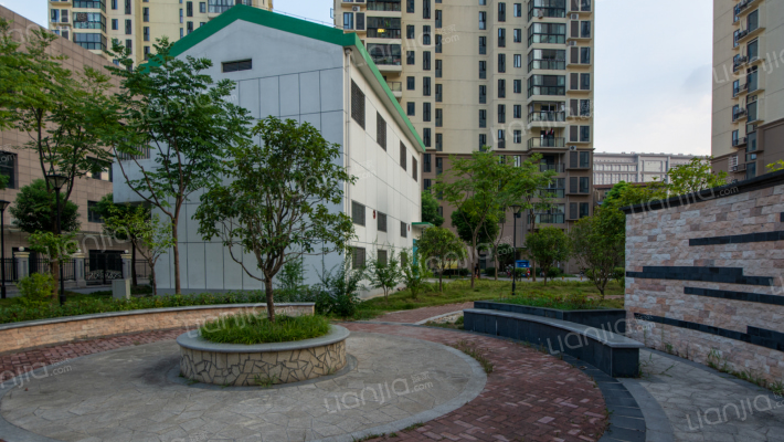 地铁鑫城外景图