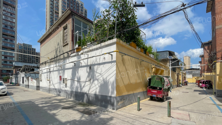 许由育新社区外景图