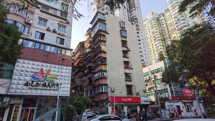 钨业宿舍外景图