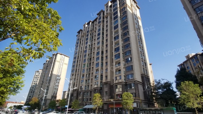 都铎城邦7号院外景图