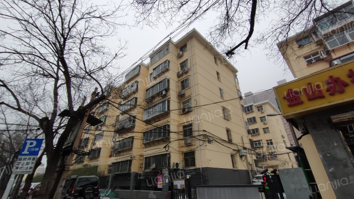 市工商局宿舍外景图