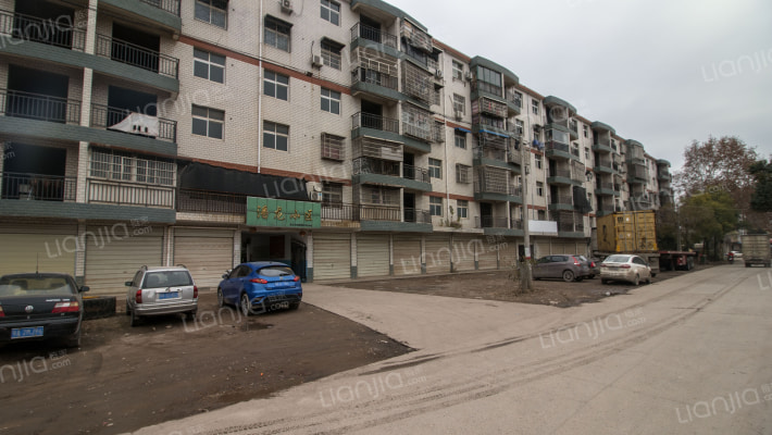 潘龙小区外景图