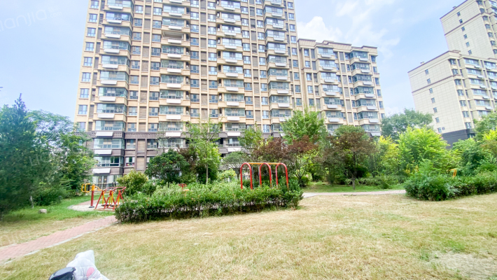 颐高公馆外景图