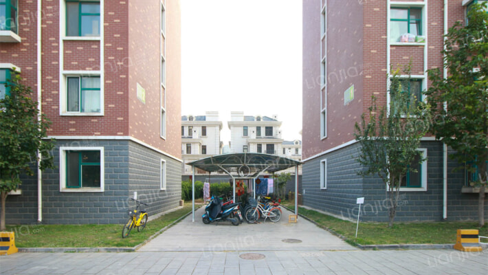 后街花园外景图