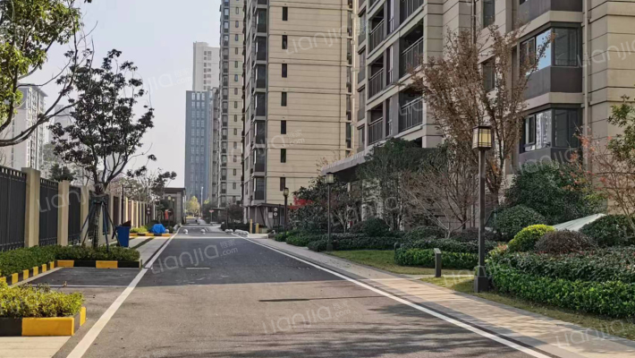 高速时代首府外景图