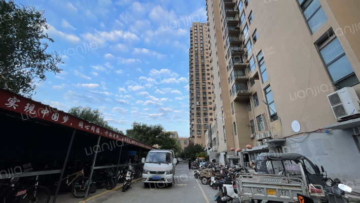 青城逸园外景图