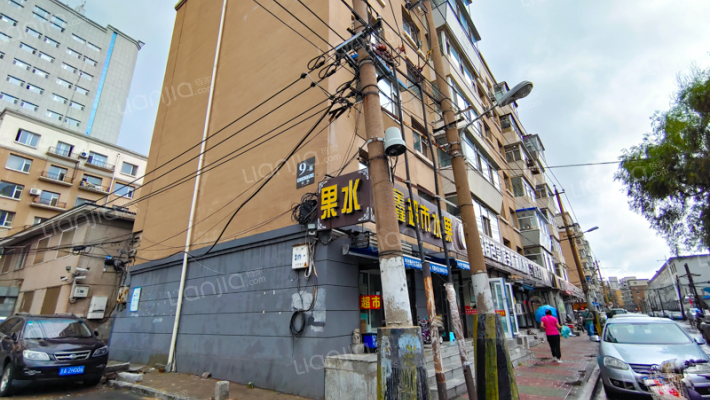 自强小区外景图