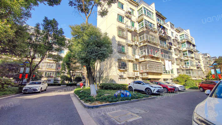 茅盾西路212号外景图