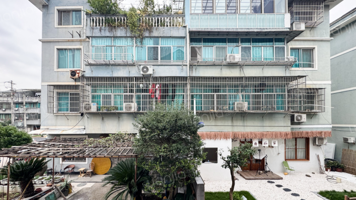 鸬鹚湾新村外景图