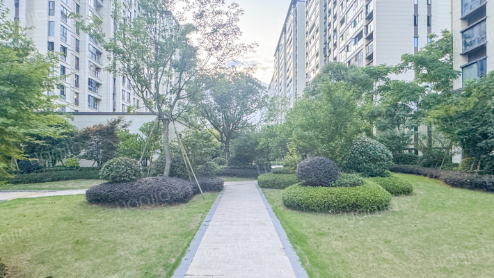 万悦华庭外景图