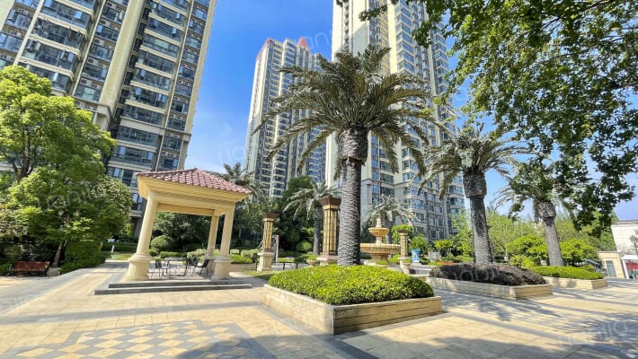 恒大翡翠华庭外景图