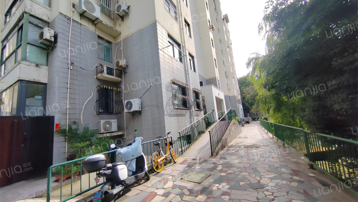 江南青年城蓝水苑外景图