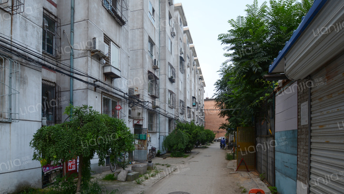 四里营小区外景图