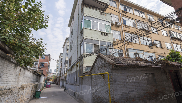 百货公司宿舍外景图