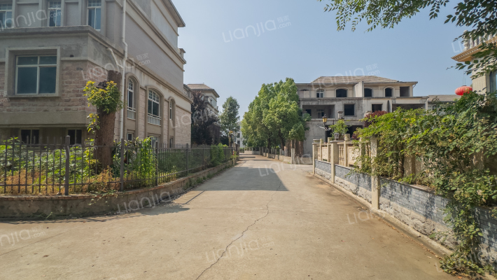 台湾小镇外景图