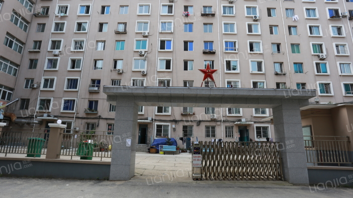 红星小区外景图