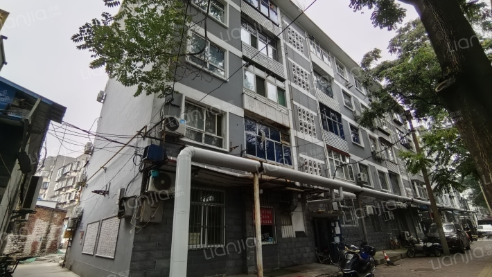 宁安路182号外景图