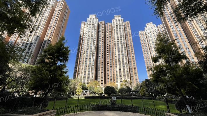 新亚洲体育城星辰园外景图