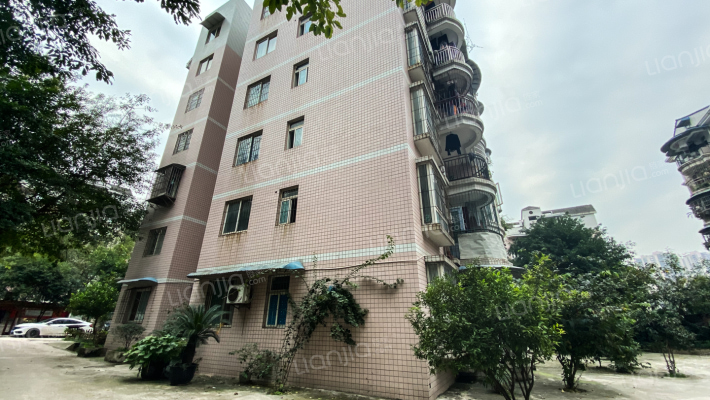 绿岸阳光外景图