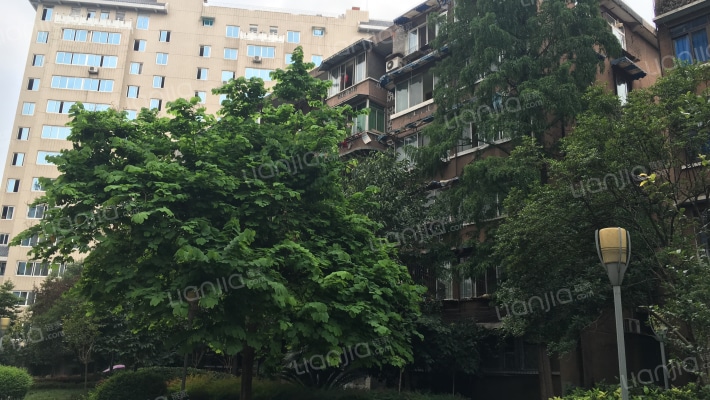 交通厅宿舍外景图