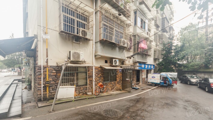 陈家湖社区羽绒宿舍外景图