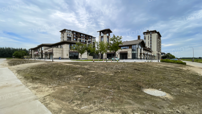 牛驼温泉孔雀城泓泉苑外景图