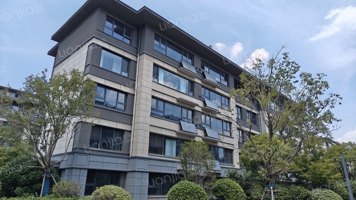 世茂璀璨江山外景图