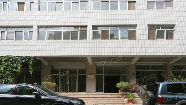 农业发展银行家属院（山字石）外景图