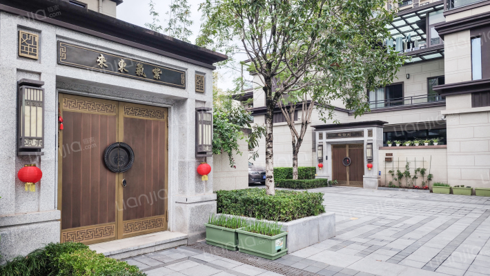 万科观承别墅外景图