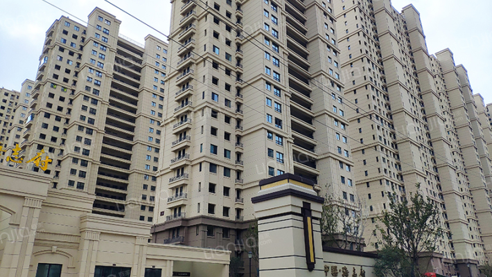 中梁海志府外景图