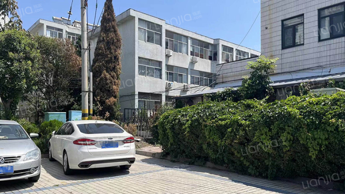 山东调水宿舍外景图